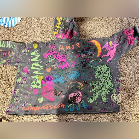 Magnolia Pearl Graphics Raji Hoodie - Picture 11 of 12